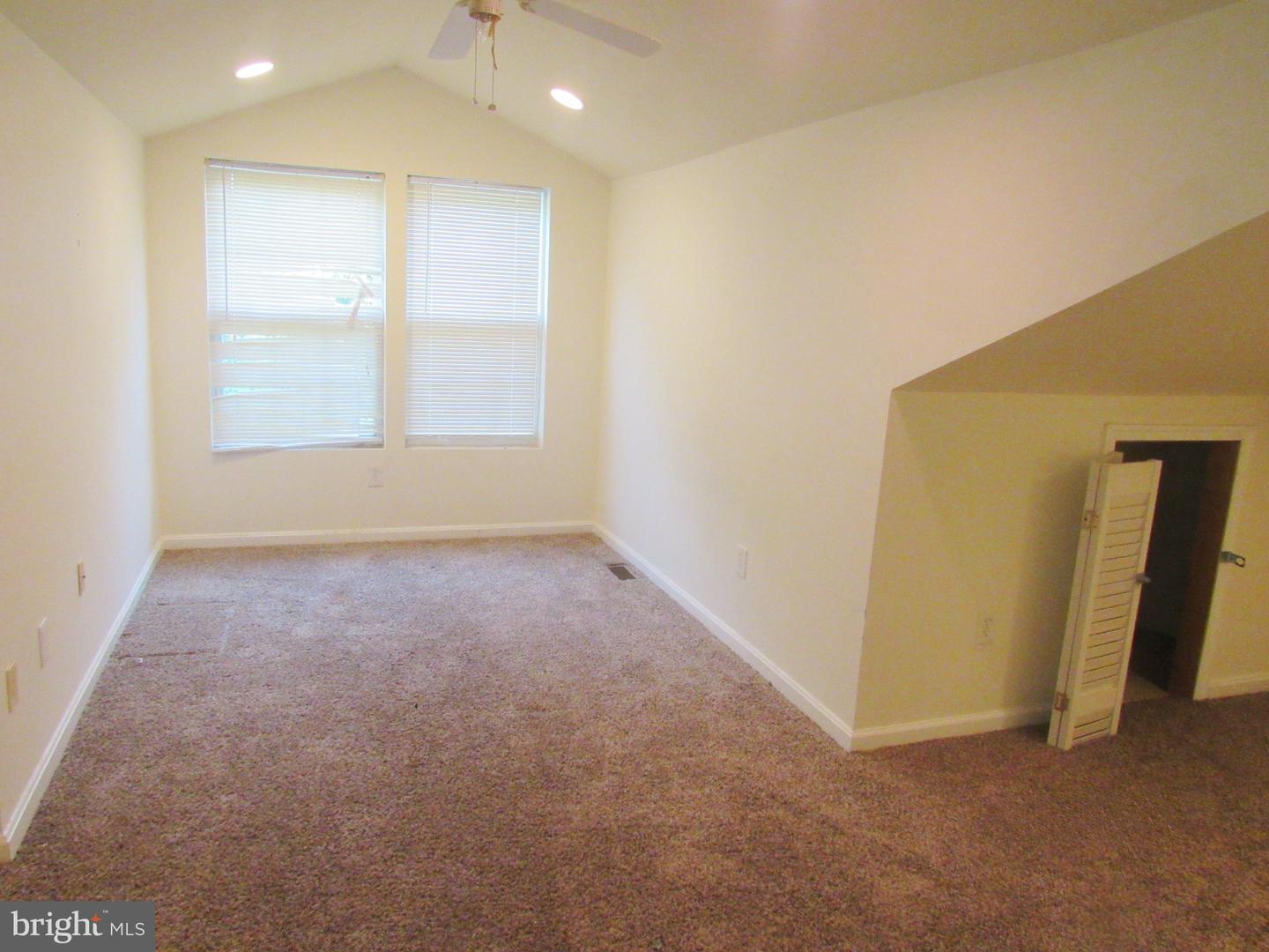 223 56th Pl Ne Property Photo 19