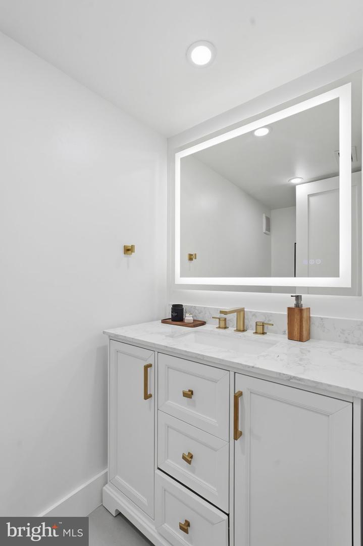 1355 Longfellow St Nw Property Photo 26