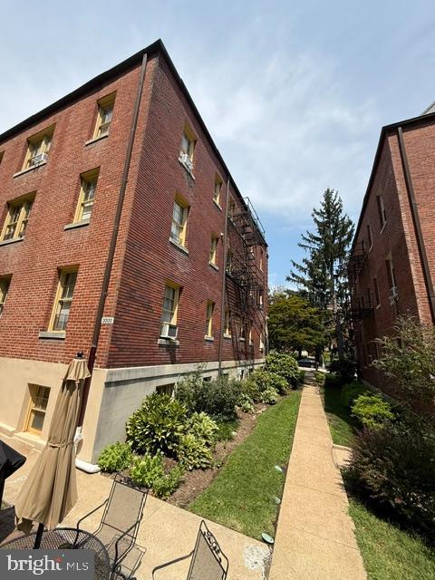 3020 Porter St Nw #301 Property Photo 18