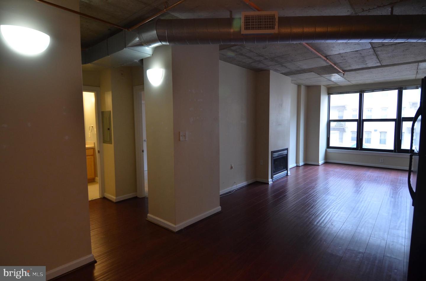 2750 14th St Nw #204 Property Photo 8