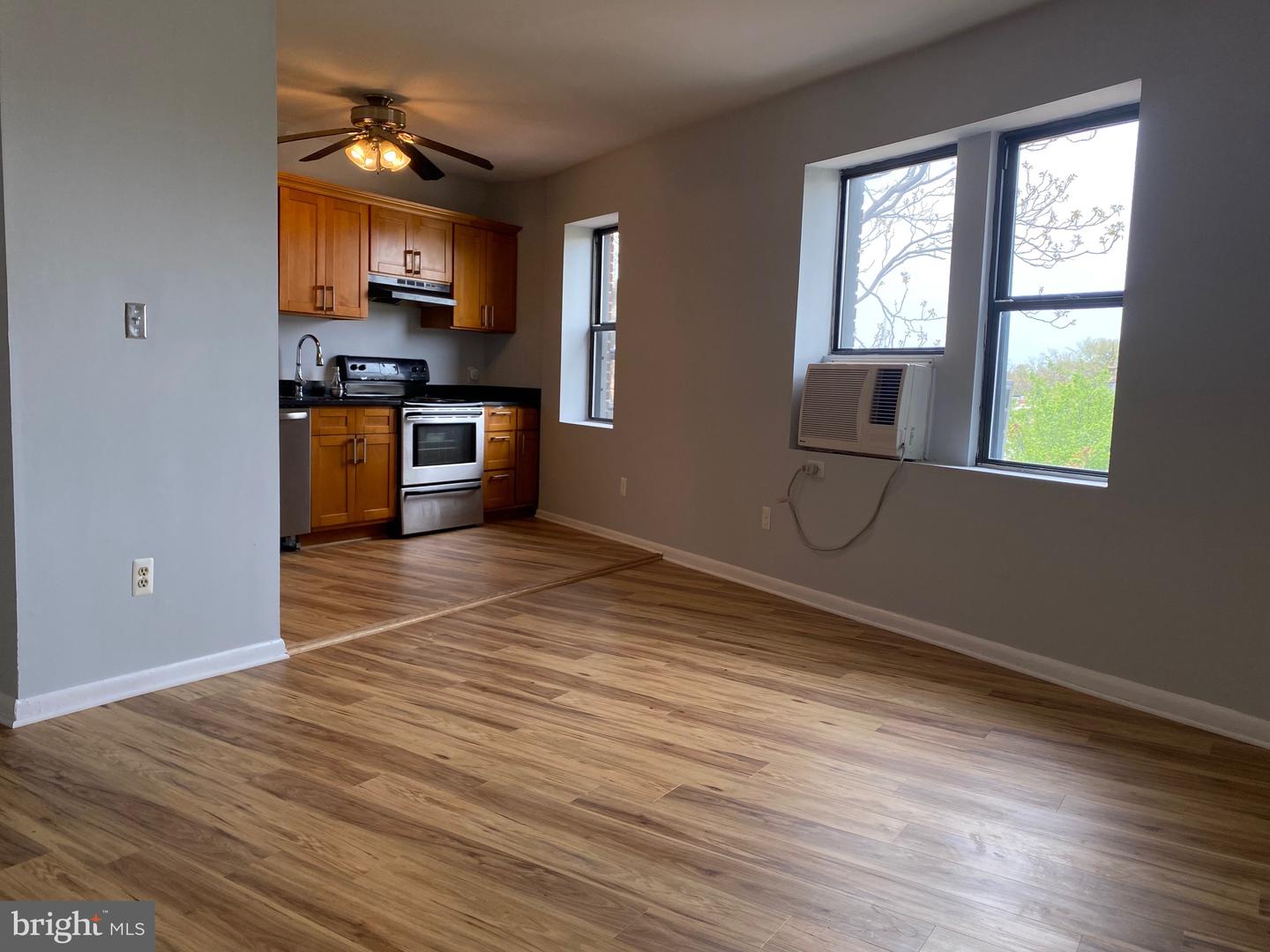 5 Rhode Island Ave Nw #403 Property Photo 3