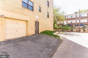 210-212 Oakwood St Se #318 Property Photo 20