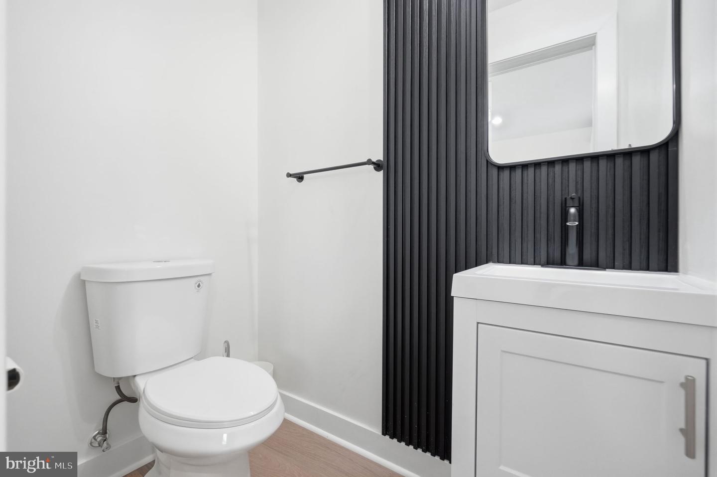 3102 South Dakota Ave Ne Property Photo 21