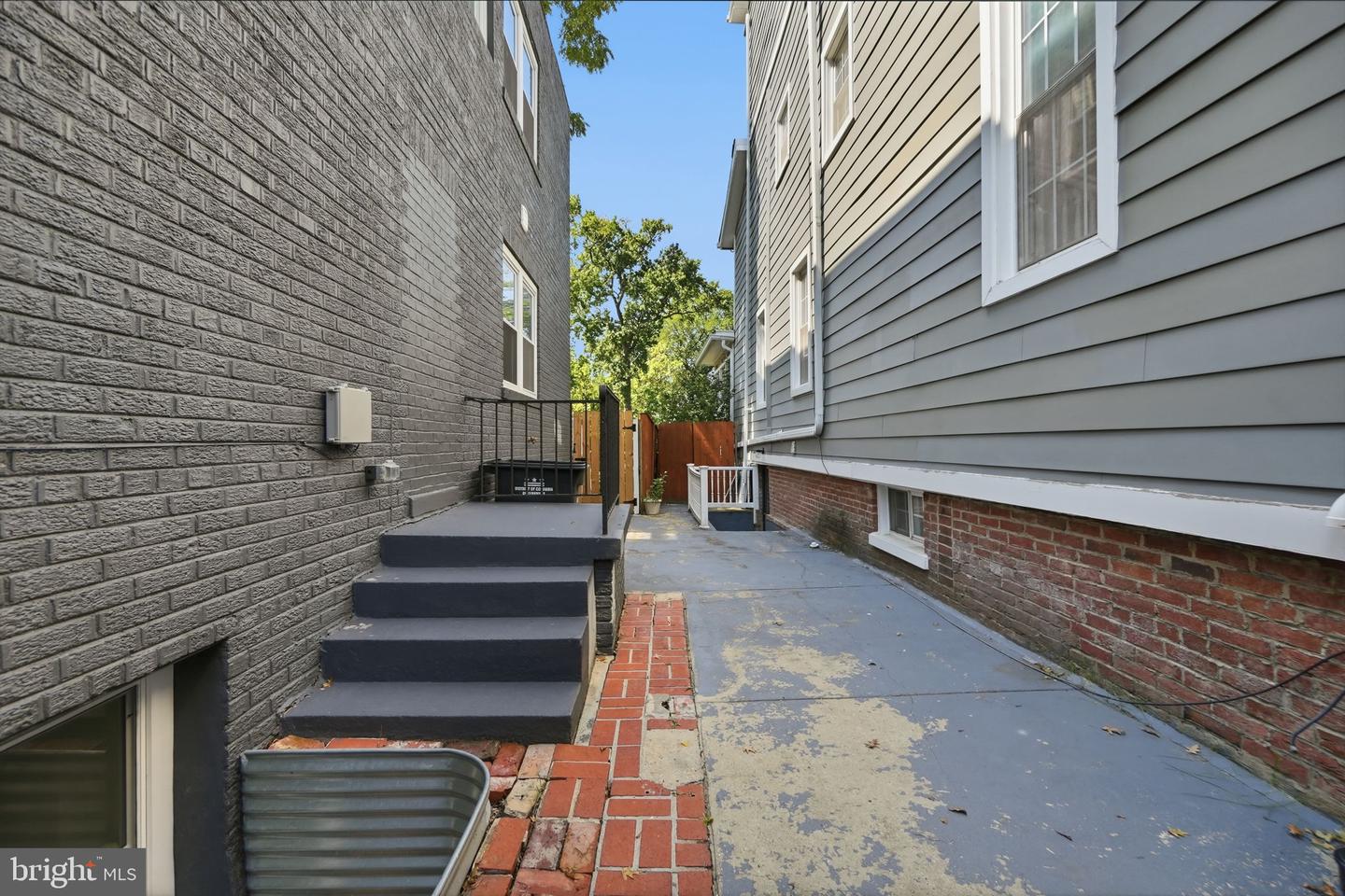 3102 South Dakota Ave Ne Property Photo 60
