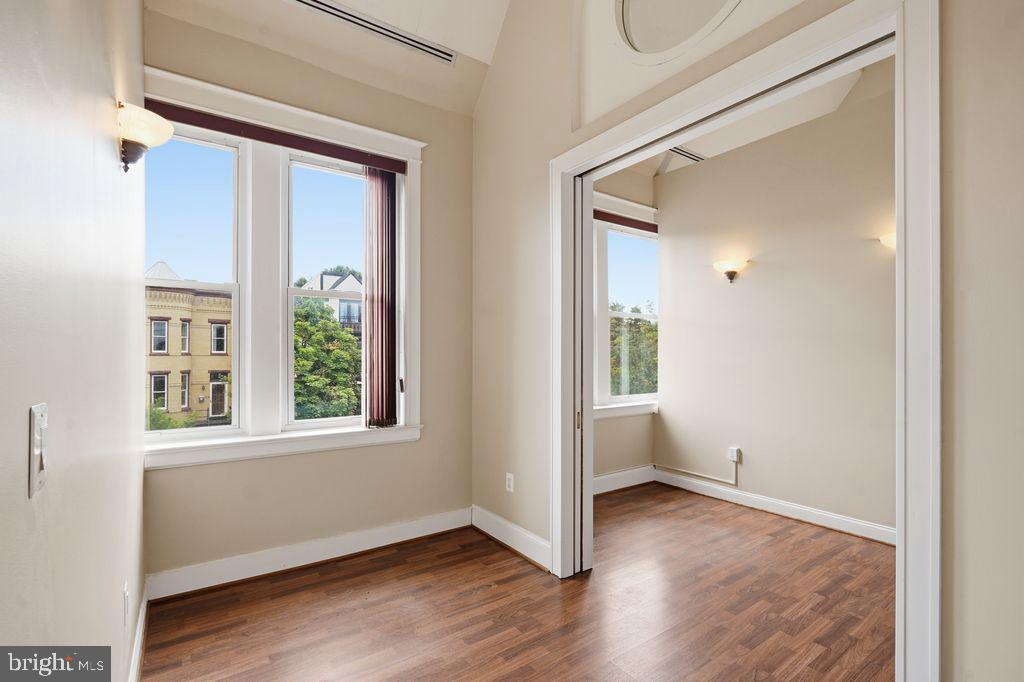 316 F St Ne Property Photo 8