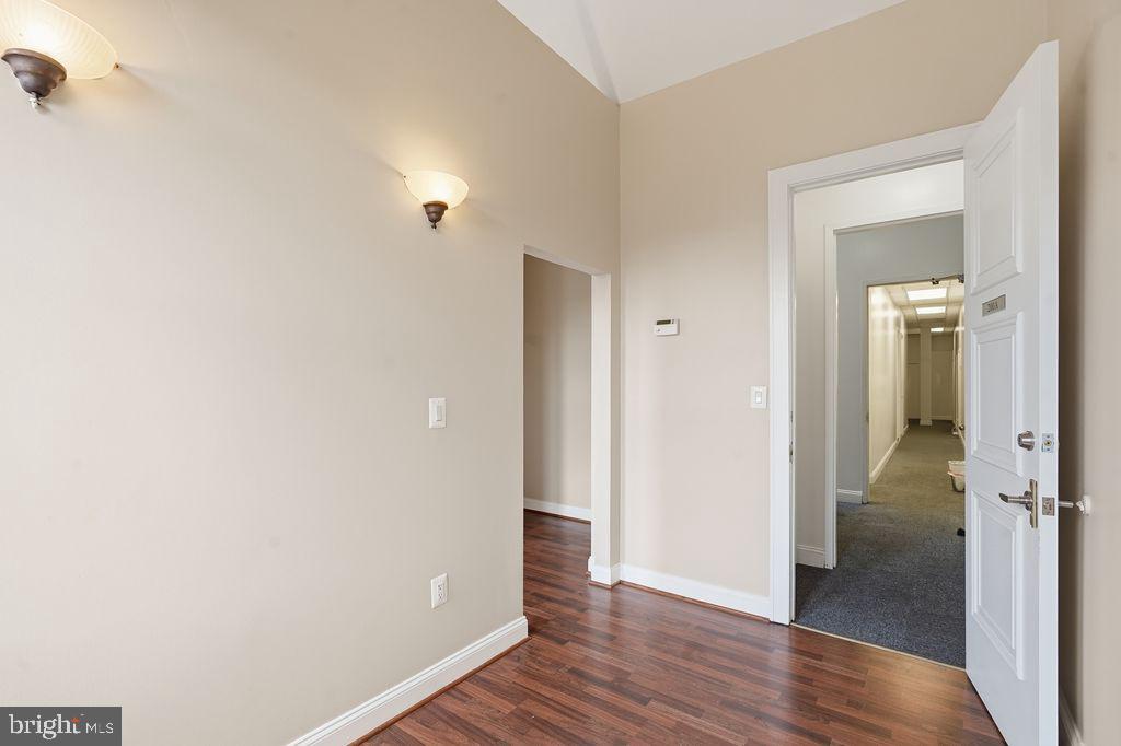 316 F St Ne Property Photo 9