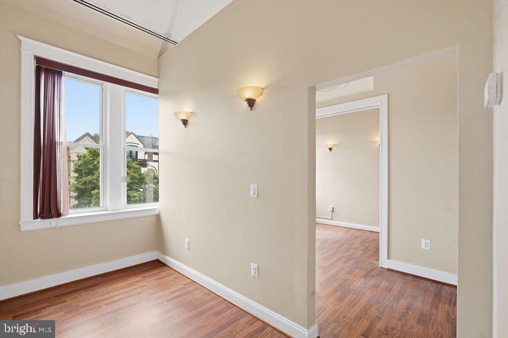316 F St Ne Property Photo 10