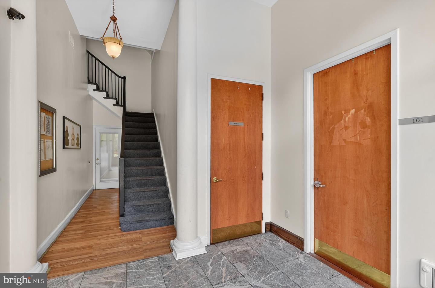316 F St Ne Property Photo 12