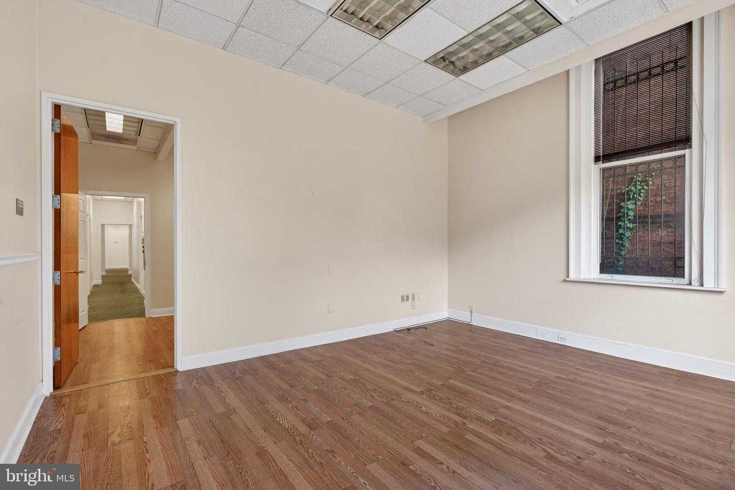316 F St Ne Property Photo 17