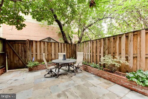 720 C St Ne Property Photo 19