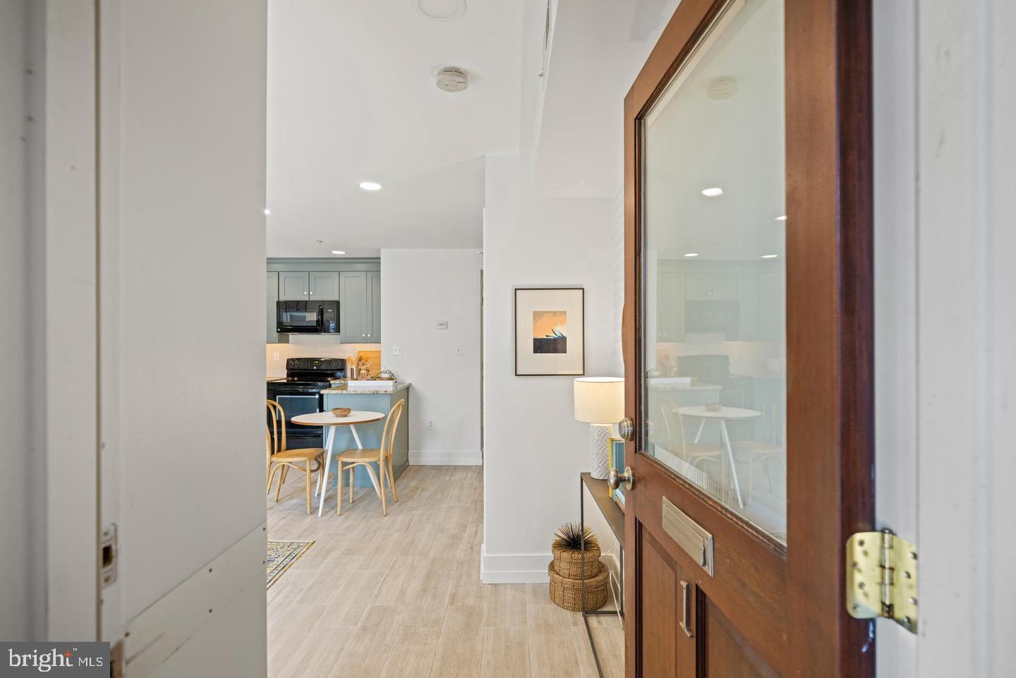 1237 Kenyon St Nw #1 Property Photo 4