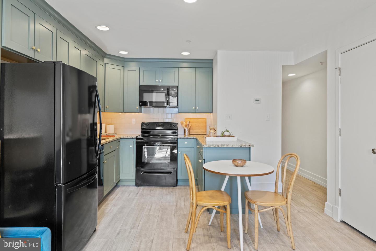 1237 Kenyon St Nw #1 Property Photo 7