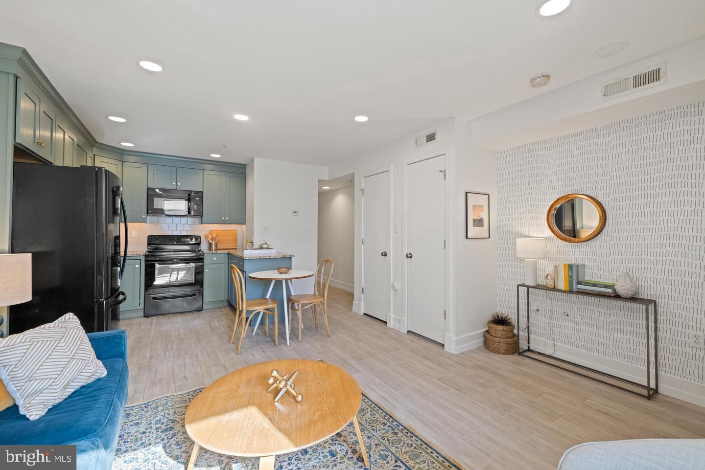 1237 Kenyon St Nw #1 Property Photo 11