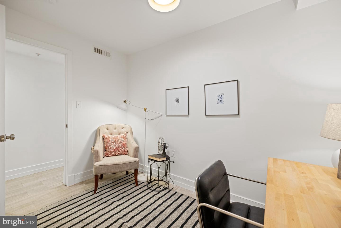 1237 Kenyon St Nw #1 Property Photo 17