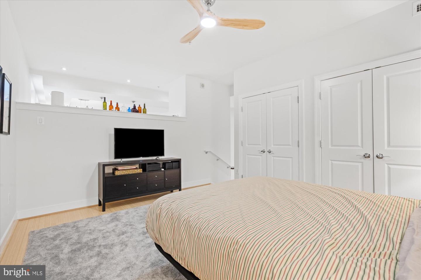 2425 L St Nw #324 Property Photo 21