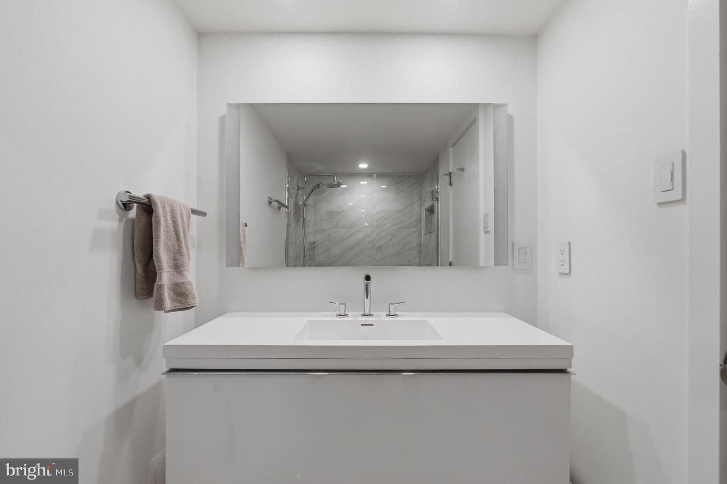 700 New Hampshire Ave Nw #120 Property Photo 23