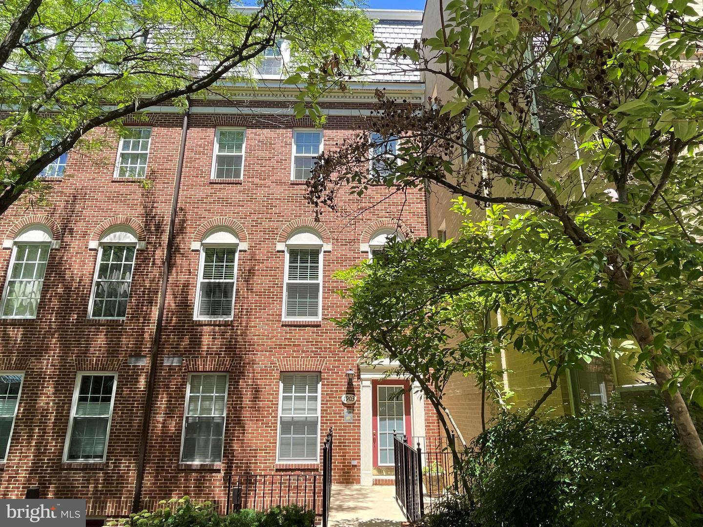 1903 Kalorama Pl Nw #1021 Property Photo 1