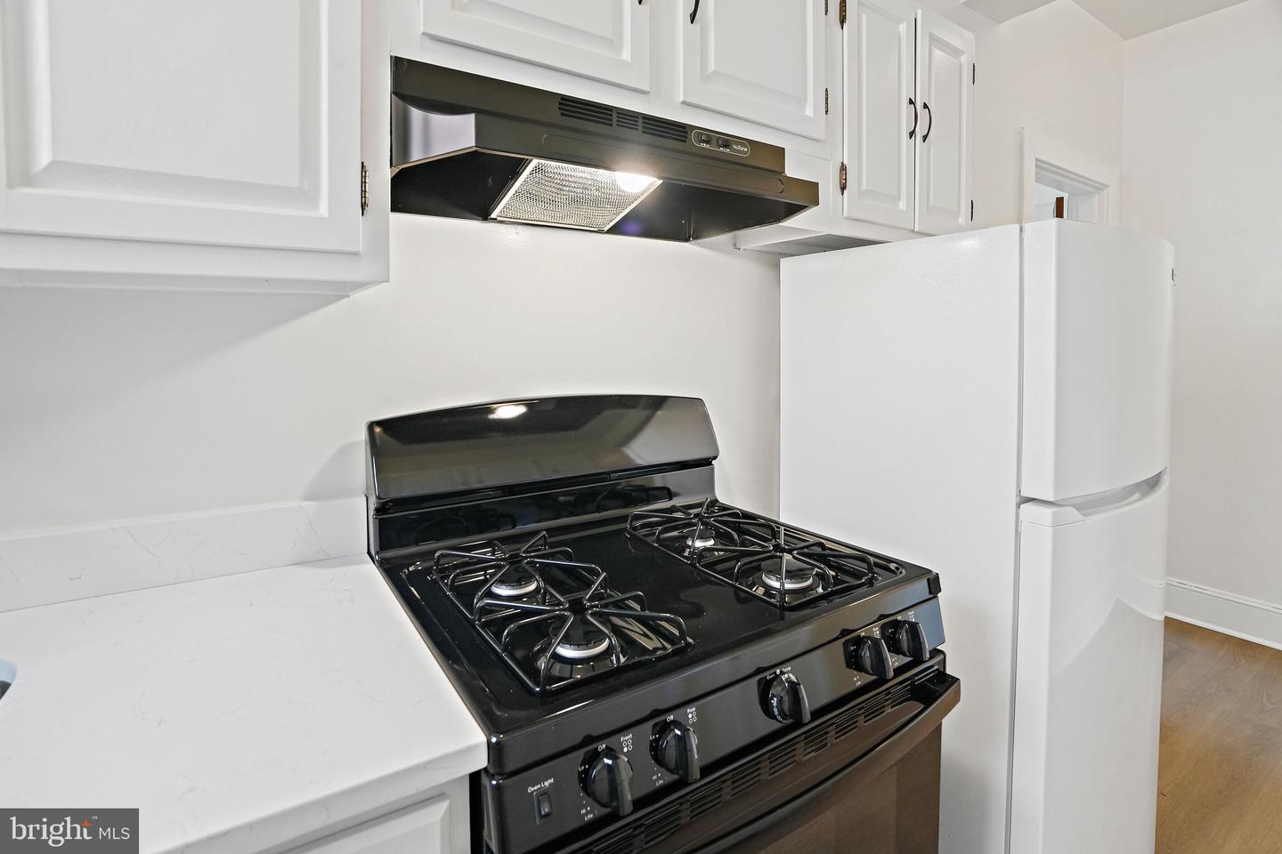 3018 Porter St Nw #201 Property Photo 20