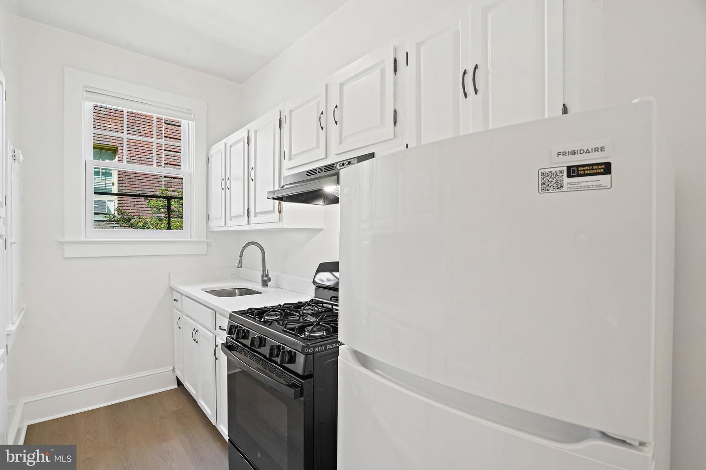 3018 Porter St Nw #201 Property Photo 21