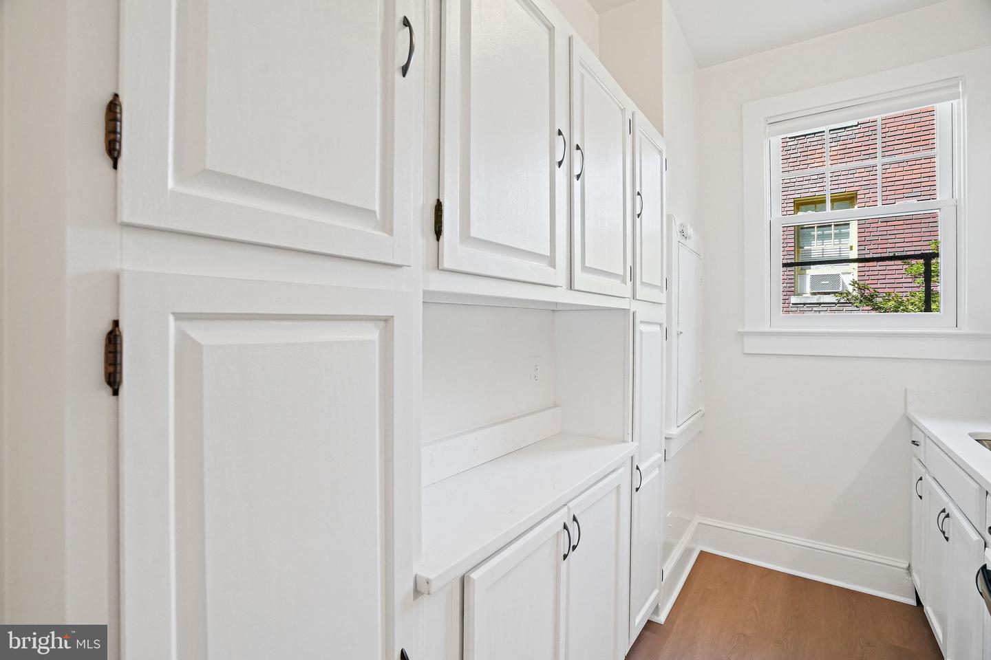 3018 Porter St Nw #201 Property Photo 24