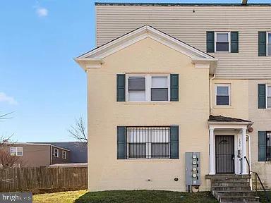 1275 Meigs Pl Ne #3 Property Photo 2