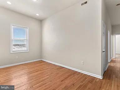 1275 Meigs Pl Ne #3 Property Photo 4