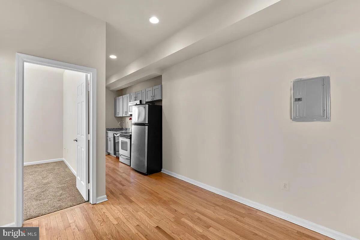 1275 Meigs Pl Ne #3 Property Photo 6