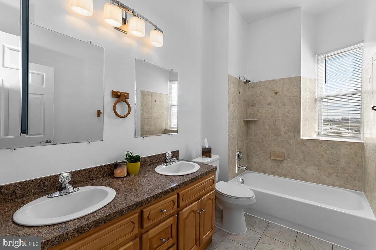 1275 Meigs Pl Ne #3 Property Photo 17