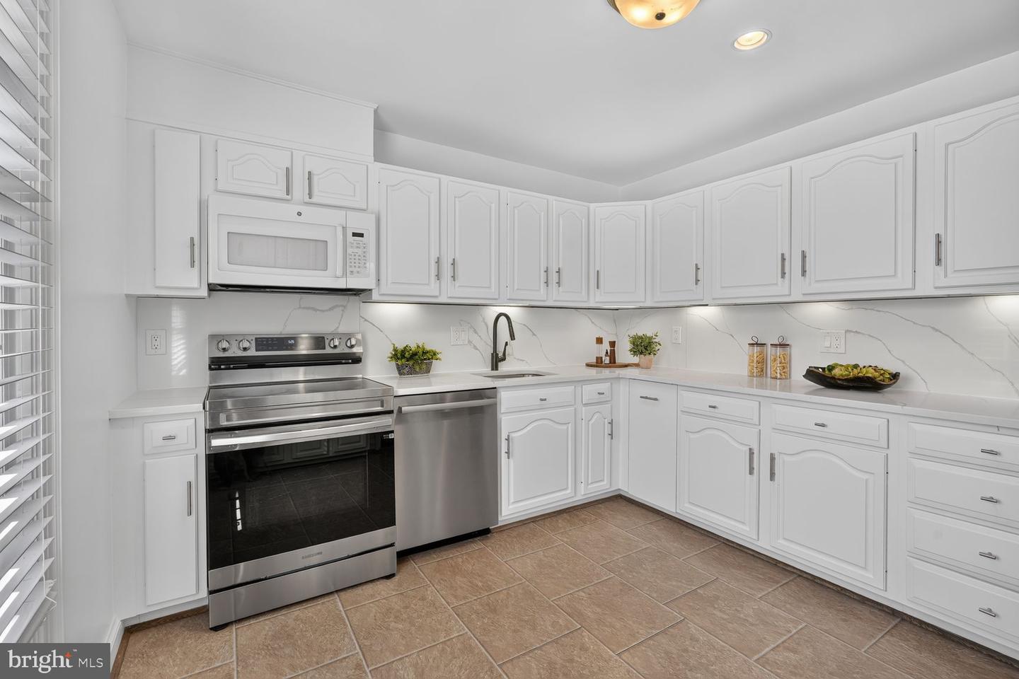 2828 Wisconsin Ave Nw #314 Property Photo 15