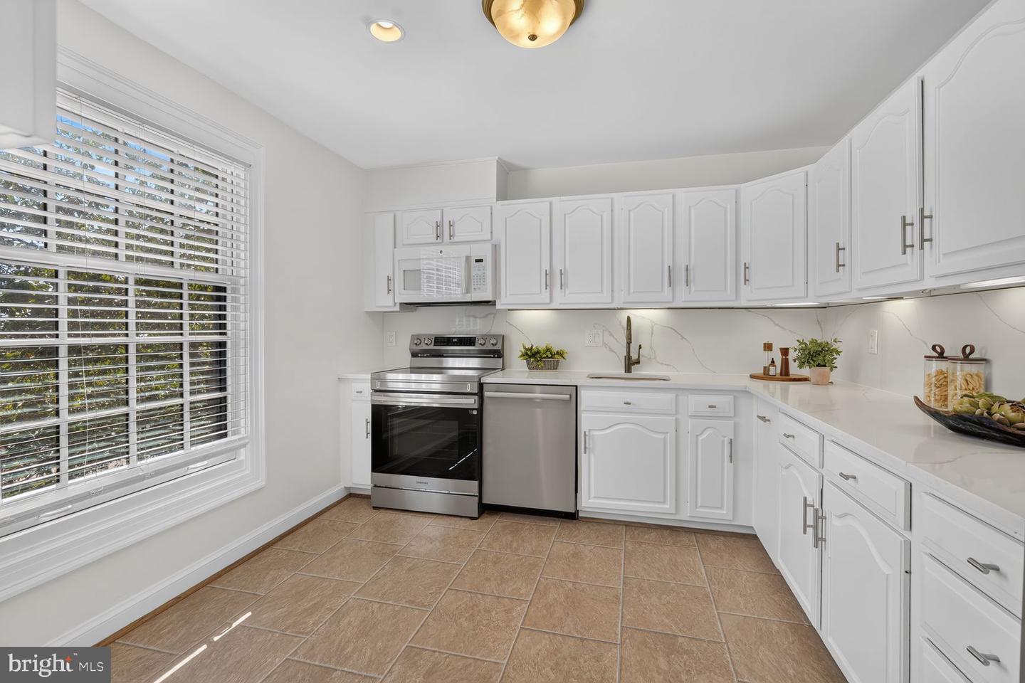 2828 Wisconsin Ave Nw #314 Property Photo 16
