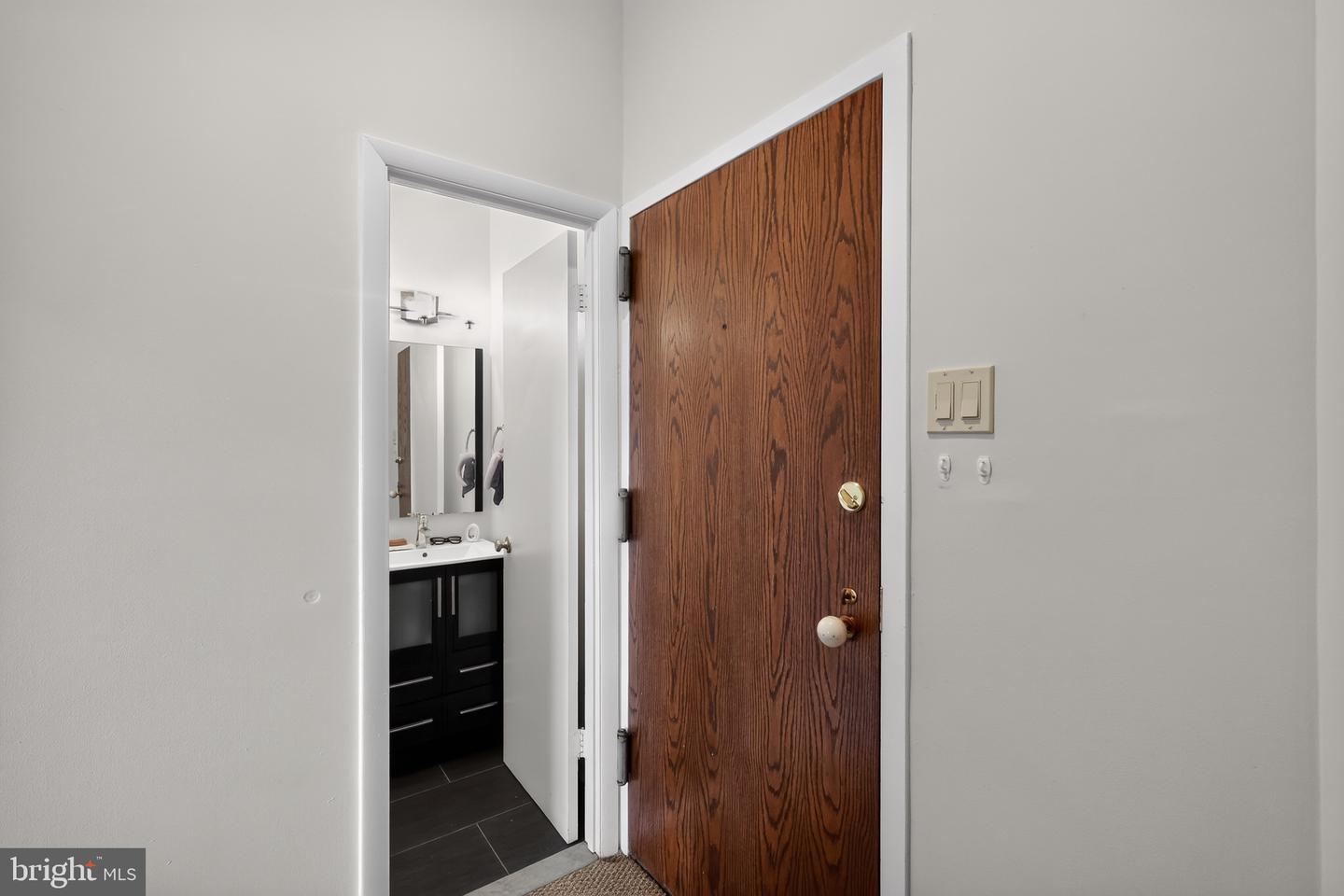 1615 Q St Nw #1210 Property Photo 8