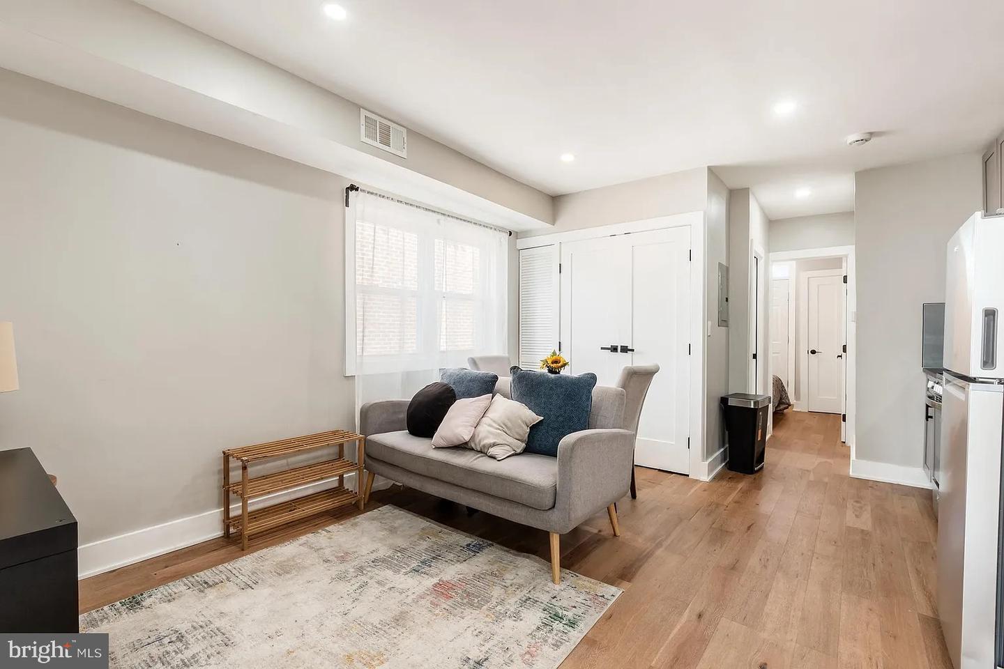 1825 Providence St Ne #3 Property Photo 4