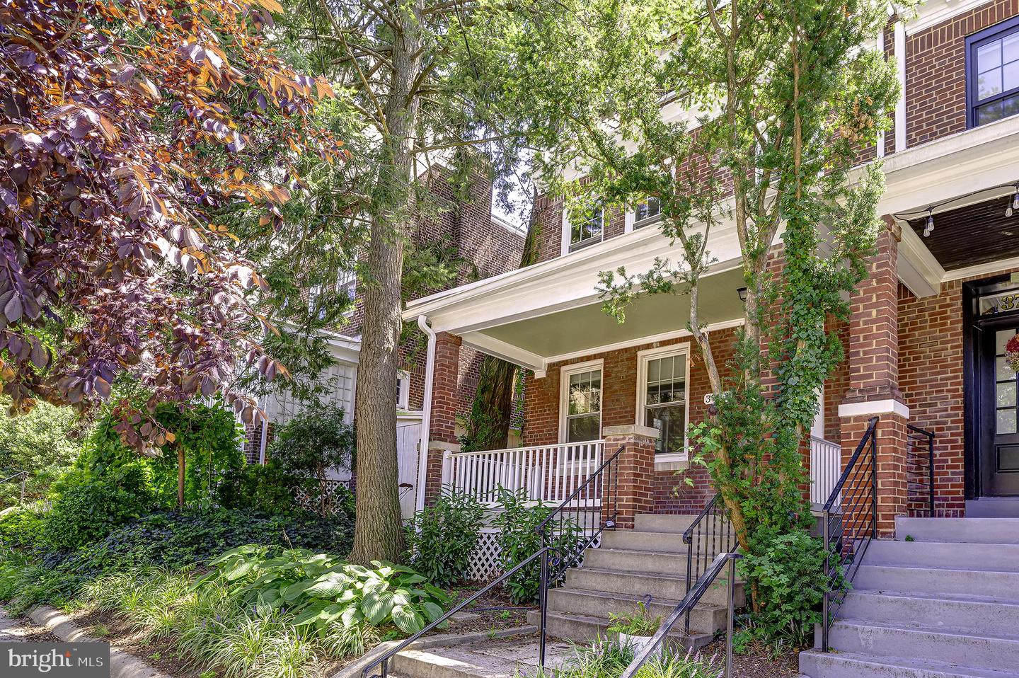 3712 GARFIELD ST NW Property Photo 1