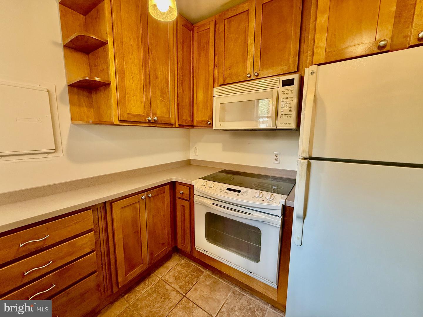 2310 Ashmead Pl Nw #106 Property Photo 6