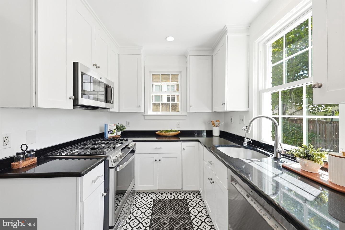 4420 Chesapeake St Nw Property Photo 12