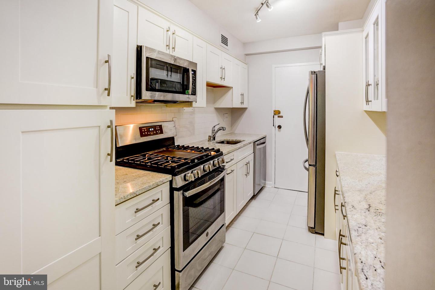 4201 Cathedral Ave Nw #202e Property Photo 13