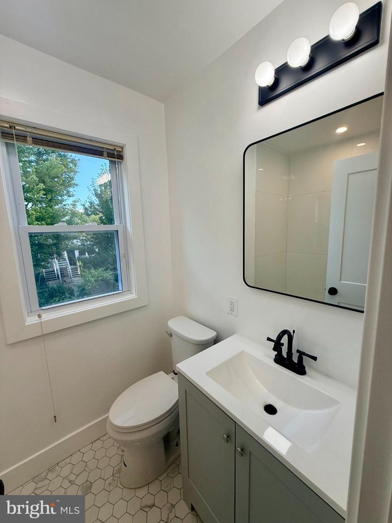 2920 8th St Ne #2 Property Photo 12