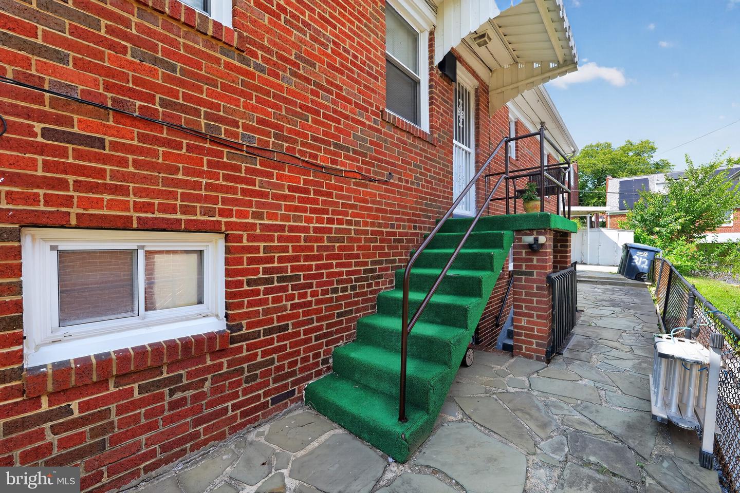 312 Oglethorpe St Ne Property Photo 3