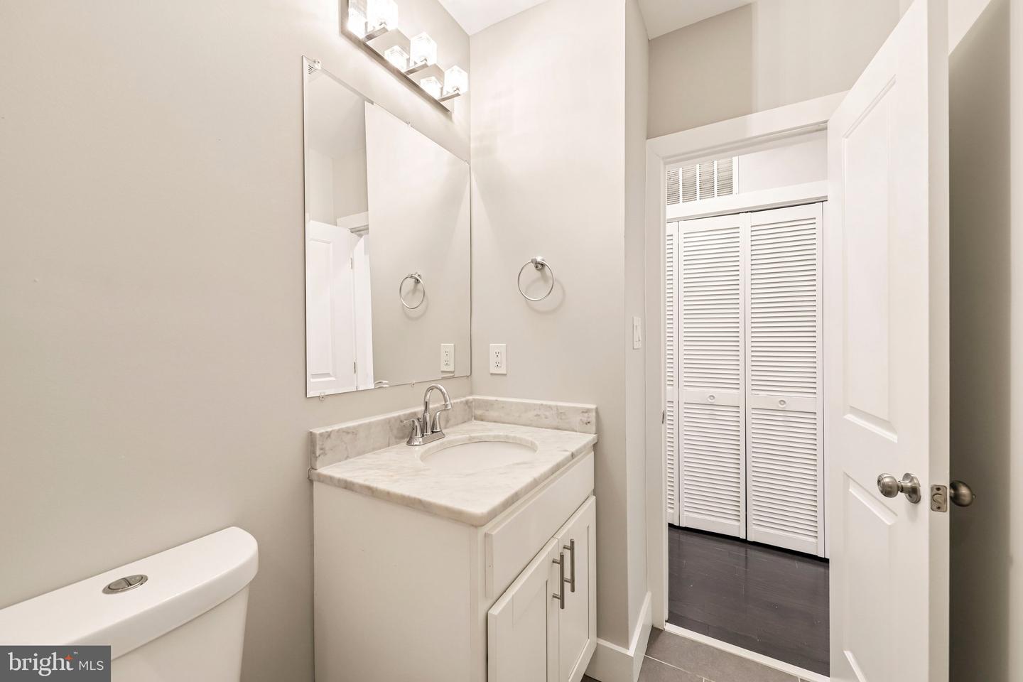 426 18th Ne #3 Property Photo 13