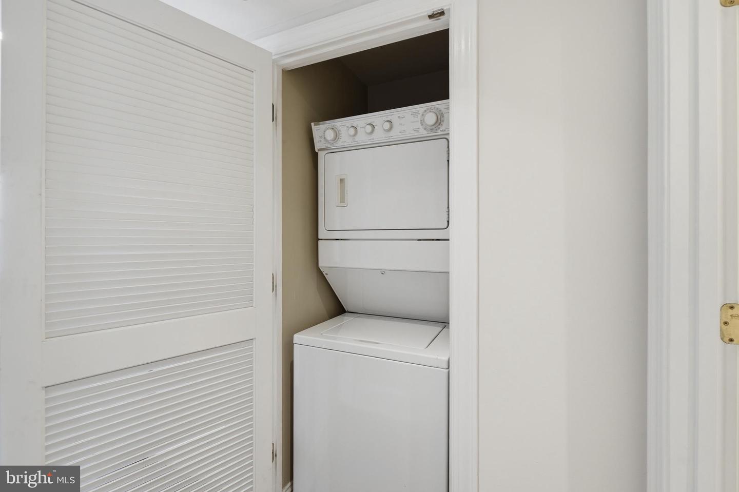 1465 Columbia Rd Nw #203 Property Photo 20
