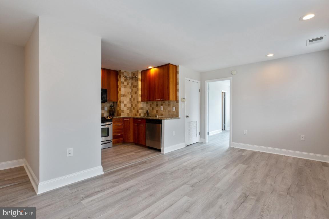2440 16th St Nw #515 Property Photo 8