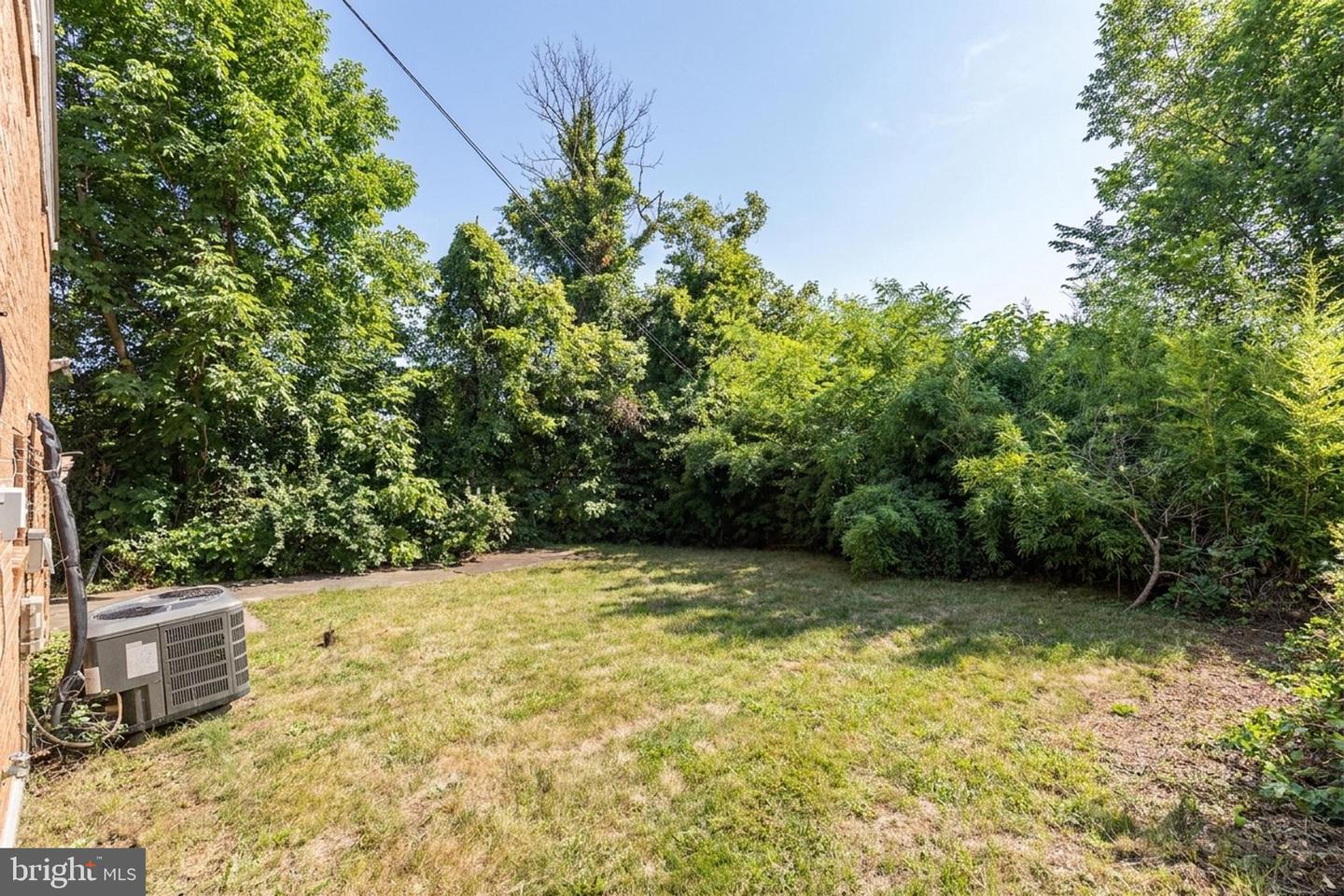 2213 Evarts St Ne Property Photo 7