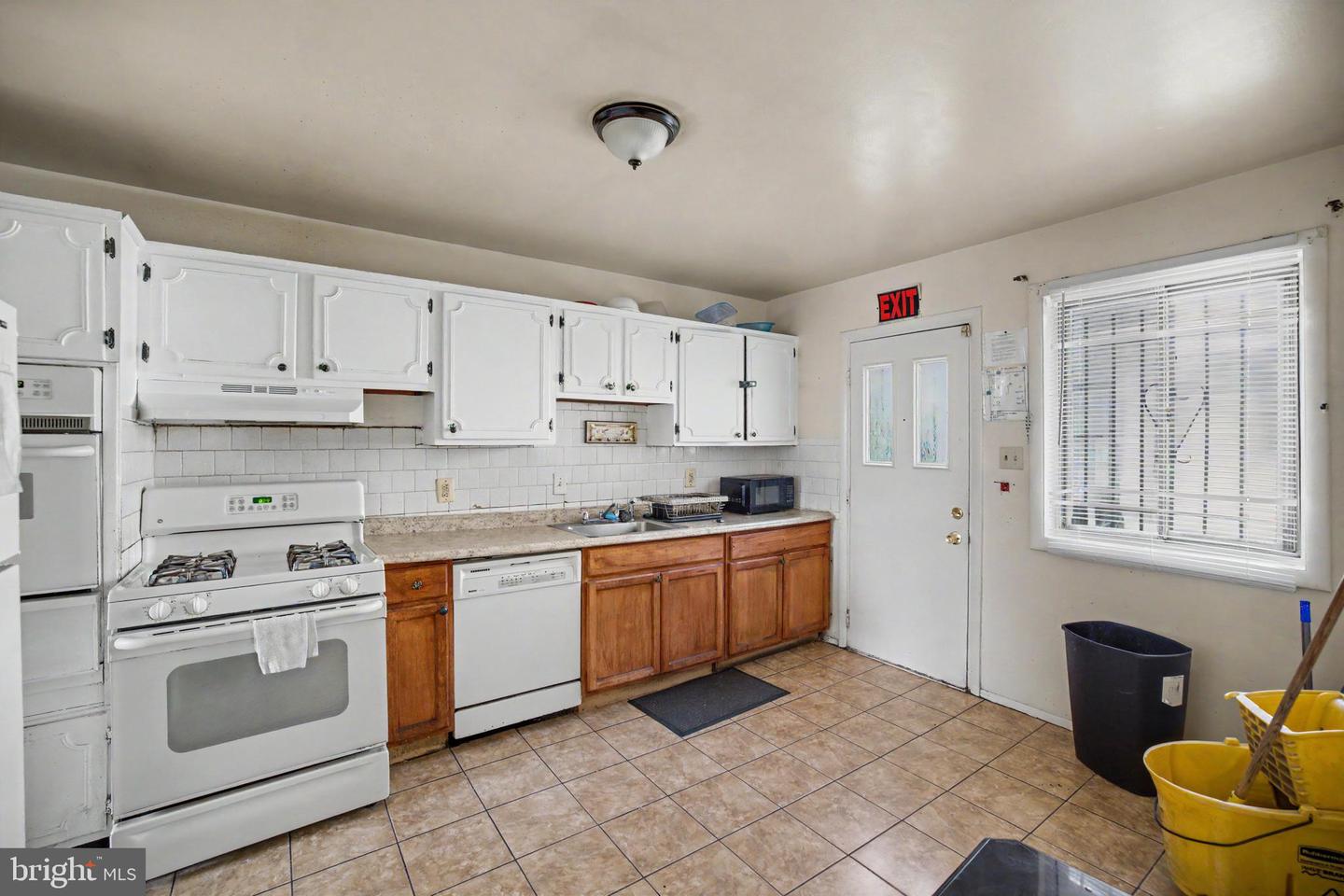 2213 Evarts St Ne Property Photo 12