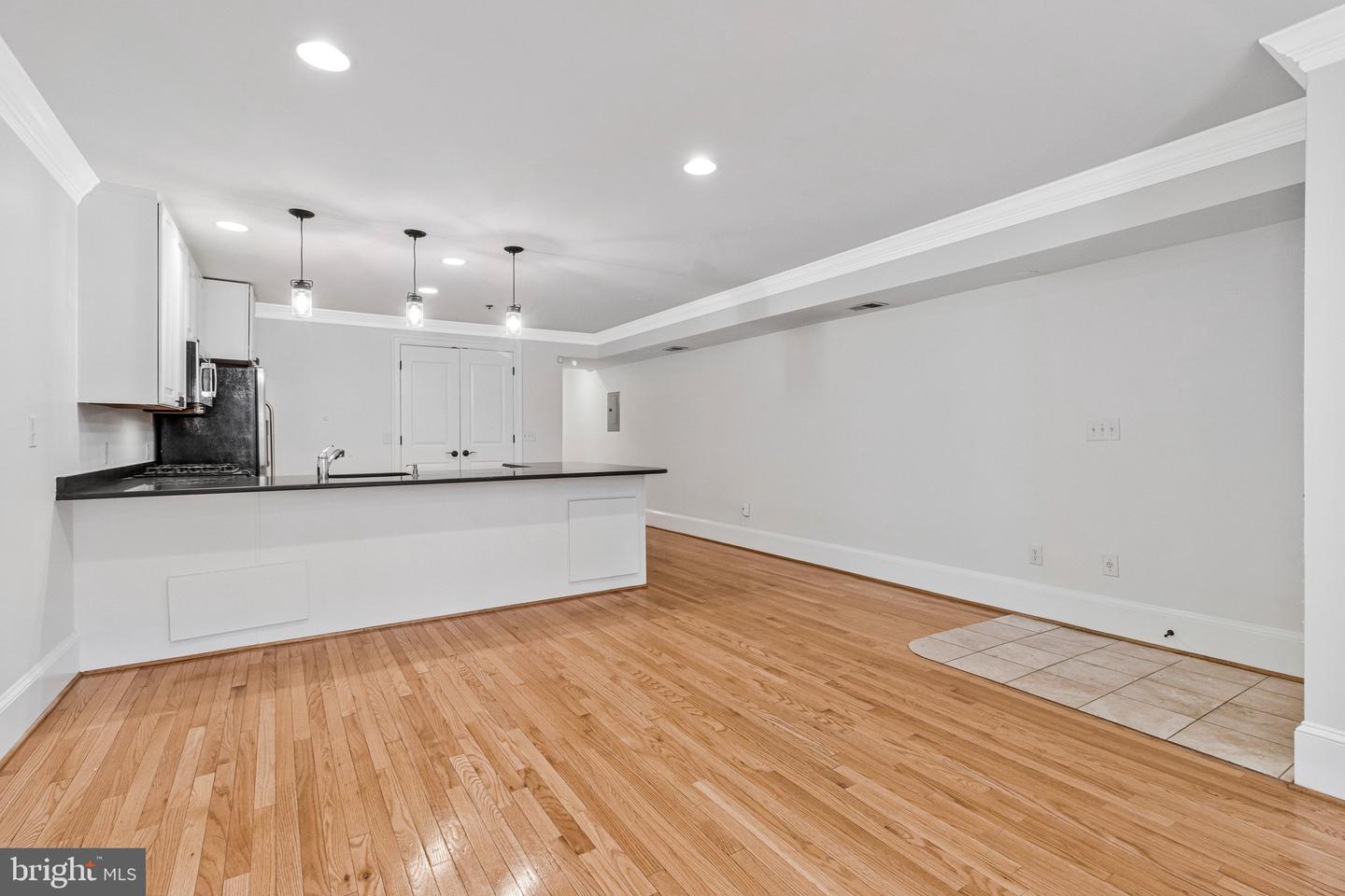 629 4th St Ne #1 Property Photo 12