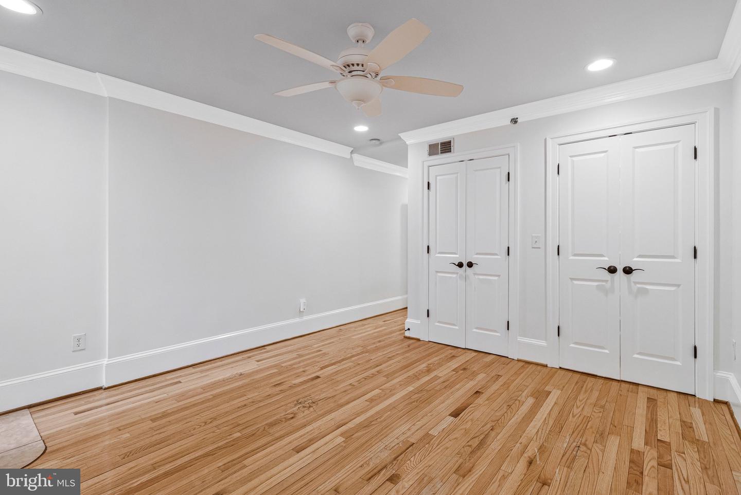 629 4th St Ne #1 Property Photo 18