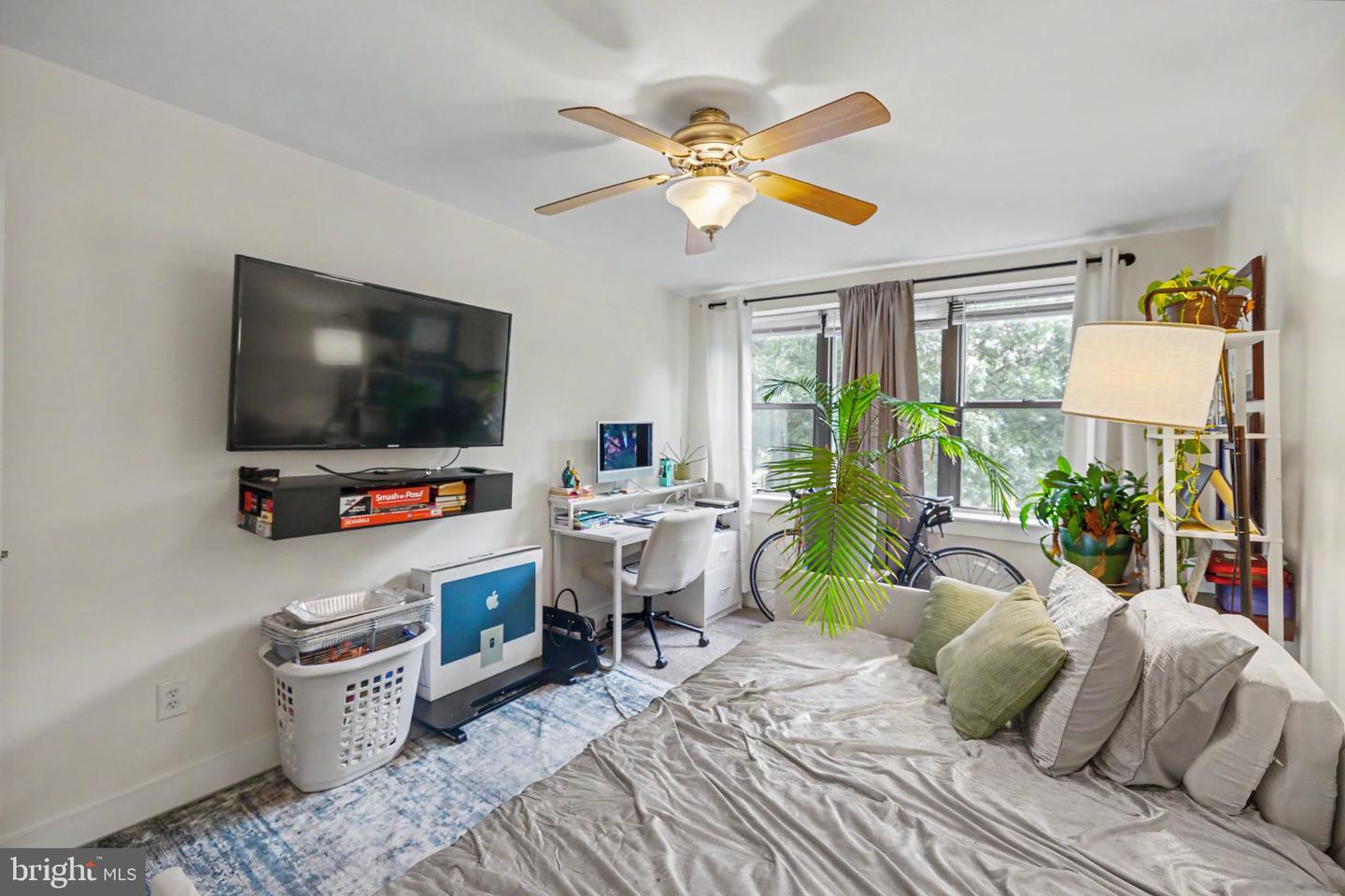 DCDC2280448 Property Photo 17
