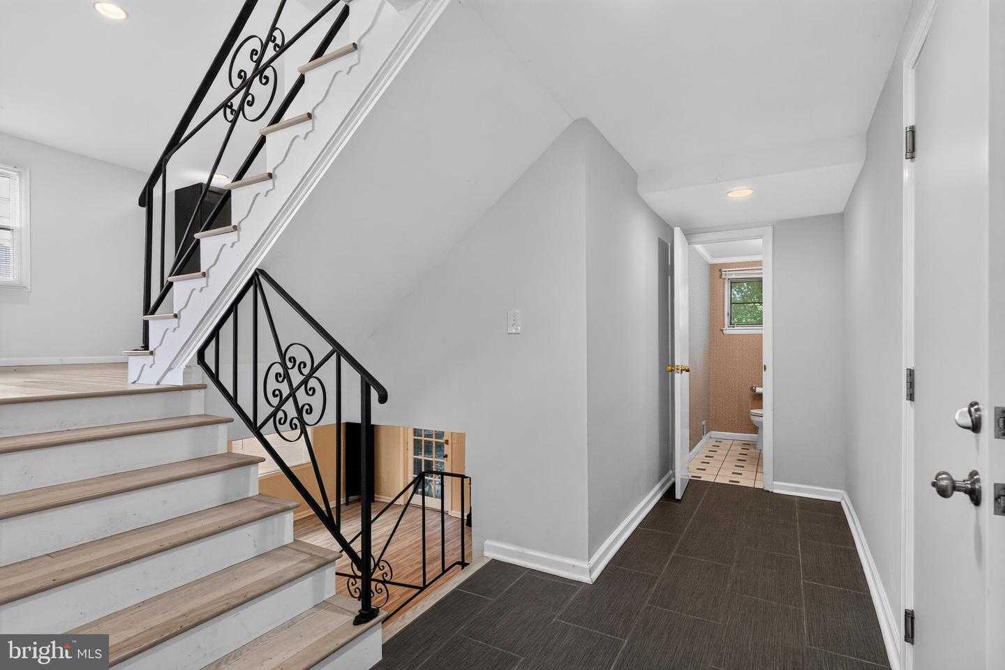 DCDC2280490 Property Photo 17
