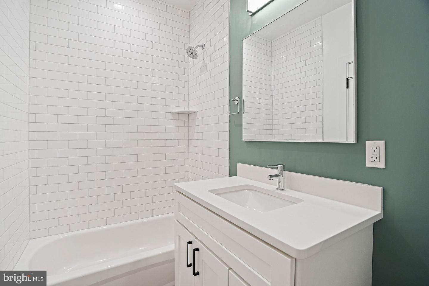 1016 17th Pl Ne #305 Property Photo 17