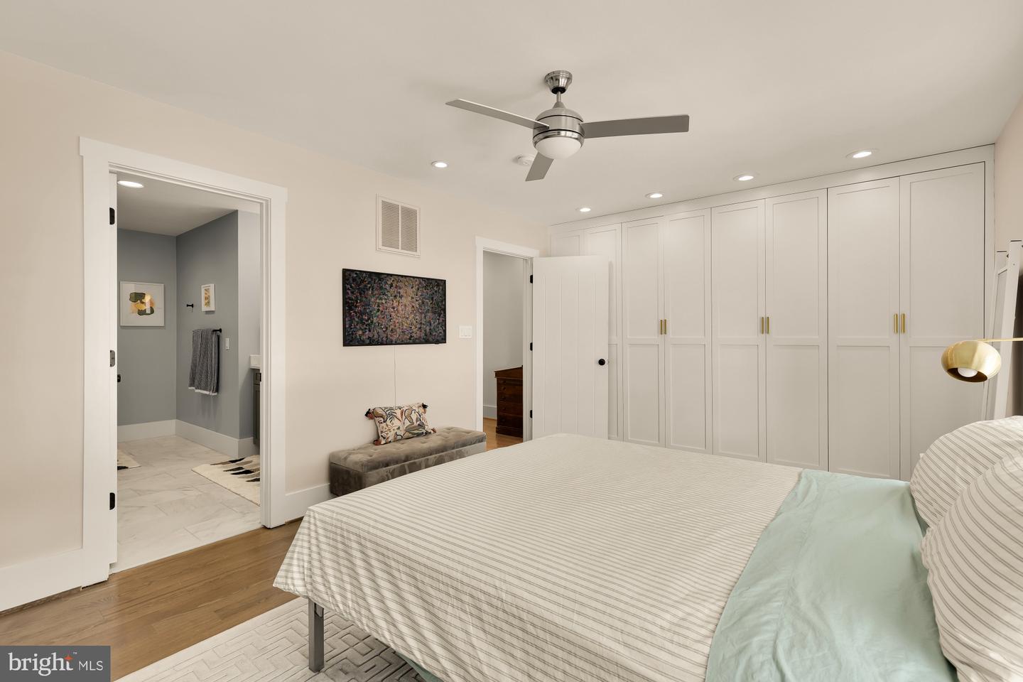 1343 Newton St Nw #2 Property Photo 16