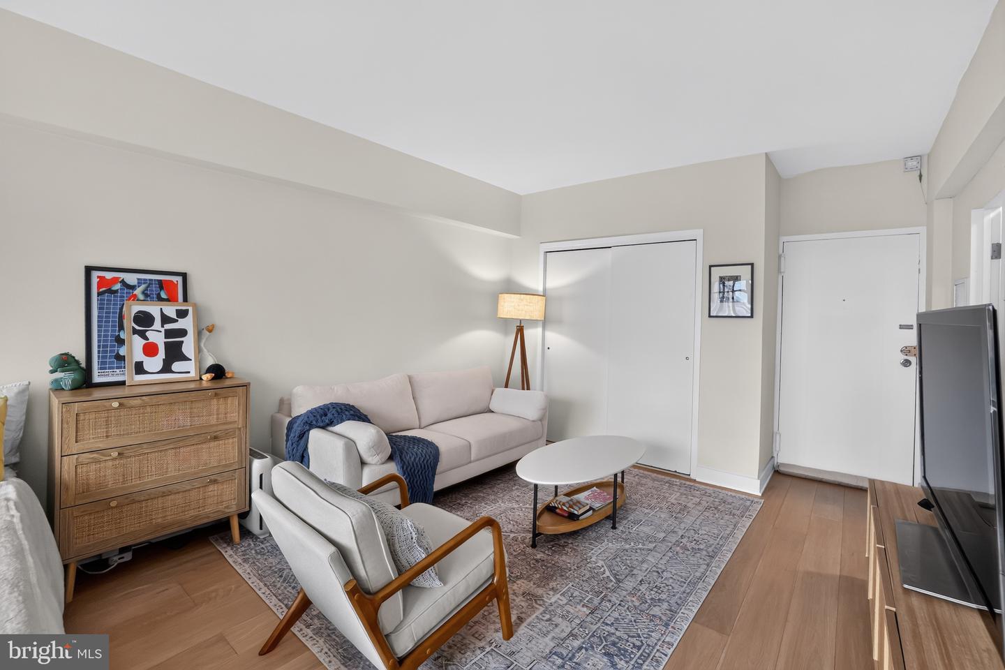 1711 Massachusetts Ave Nw #727 Property Photo 5